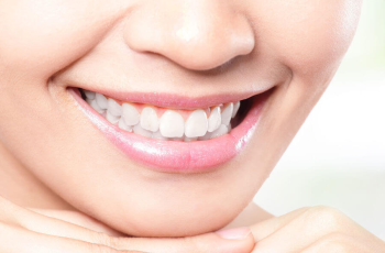 10 Beauty Tips for Whiter Teeth