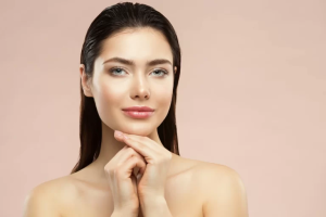 Smooth and Glow: Why Dermaplaning Is a Skincare Essential