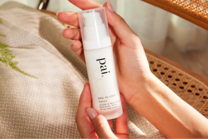 The Ultimate Guide to Oil Cleansing for Dry, Dehydrated Skin